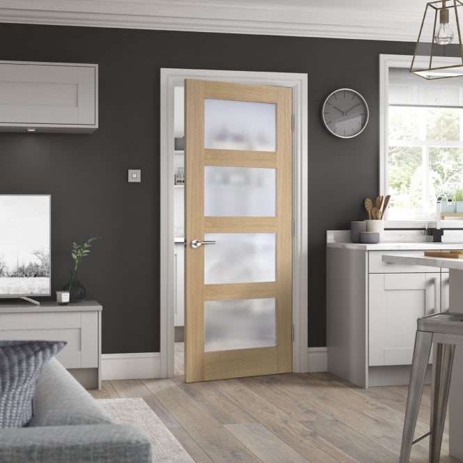 LPD Unfinished Oak- Shaker 4 panel Frosted Door