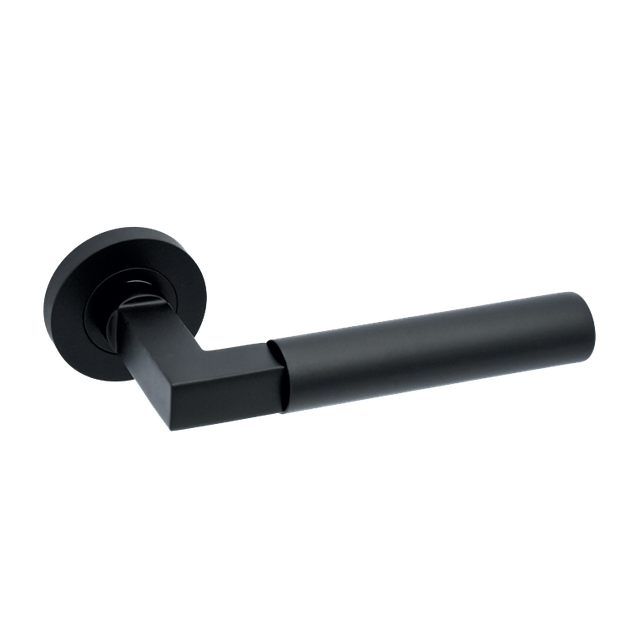 LPD Verona Matt Black Handle Pack