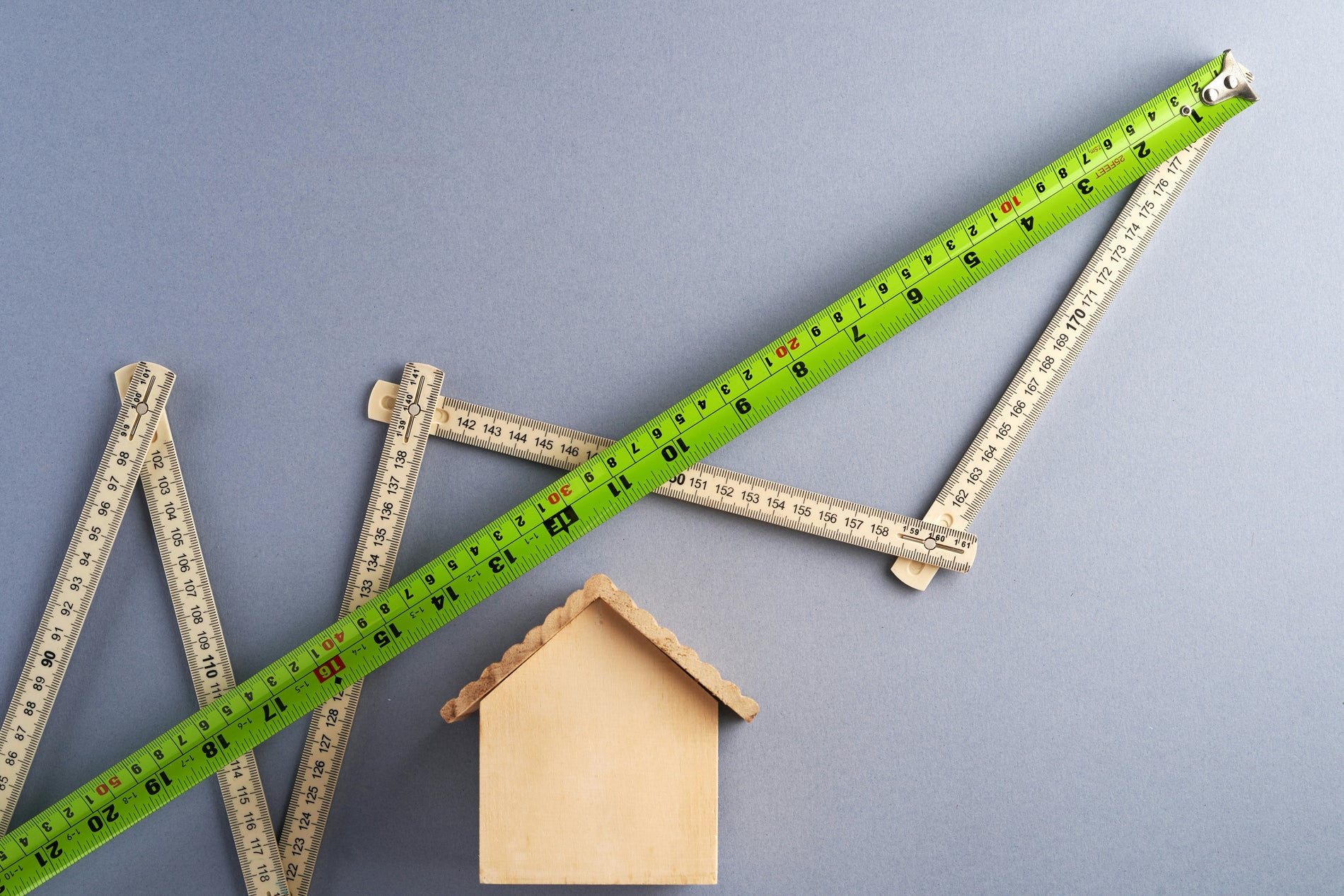 Tape measure and folding rule